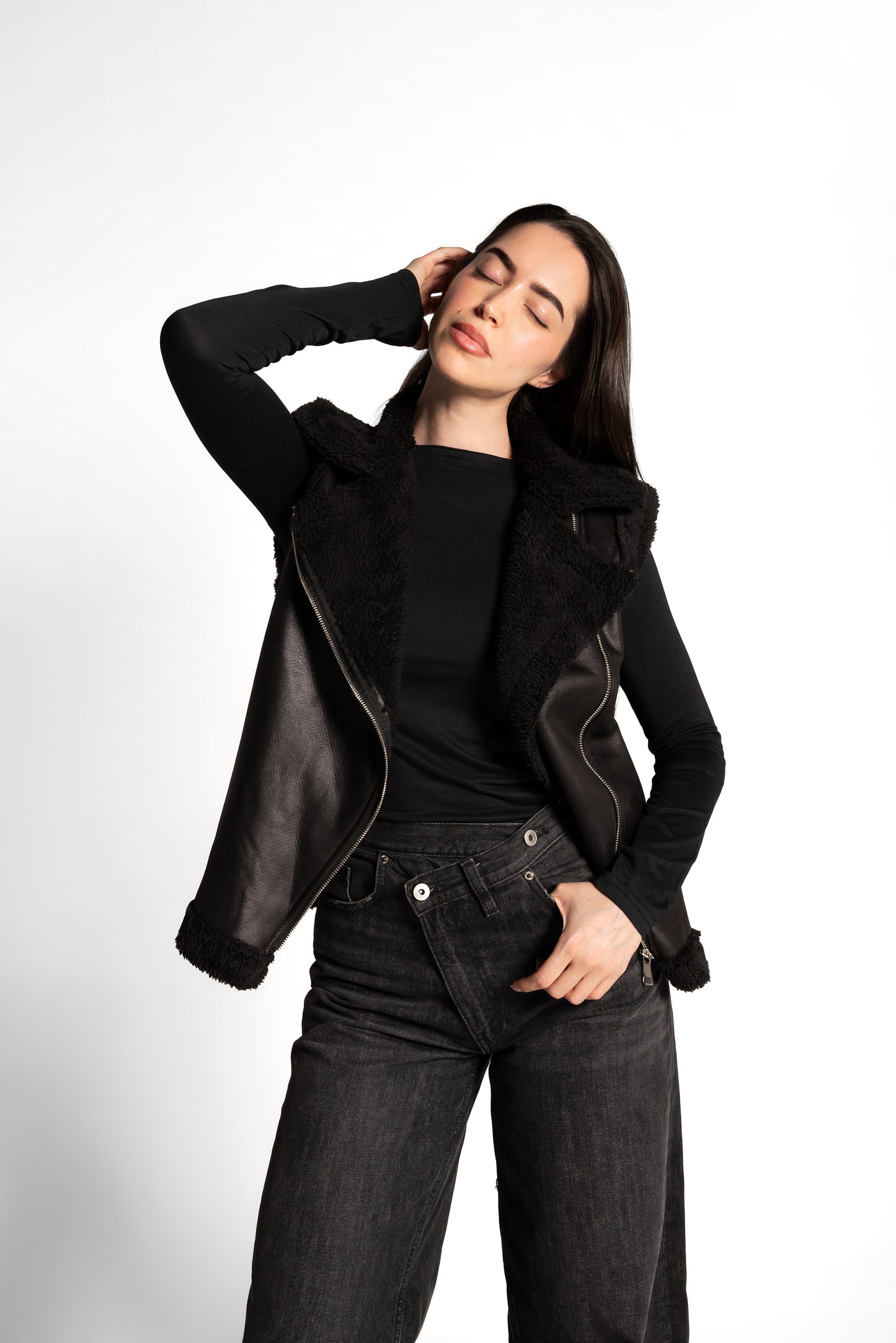 Faux Shearling Vest In Black