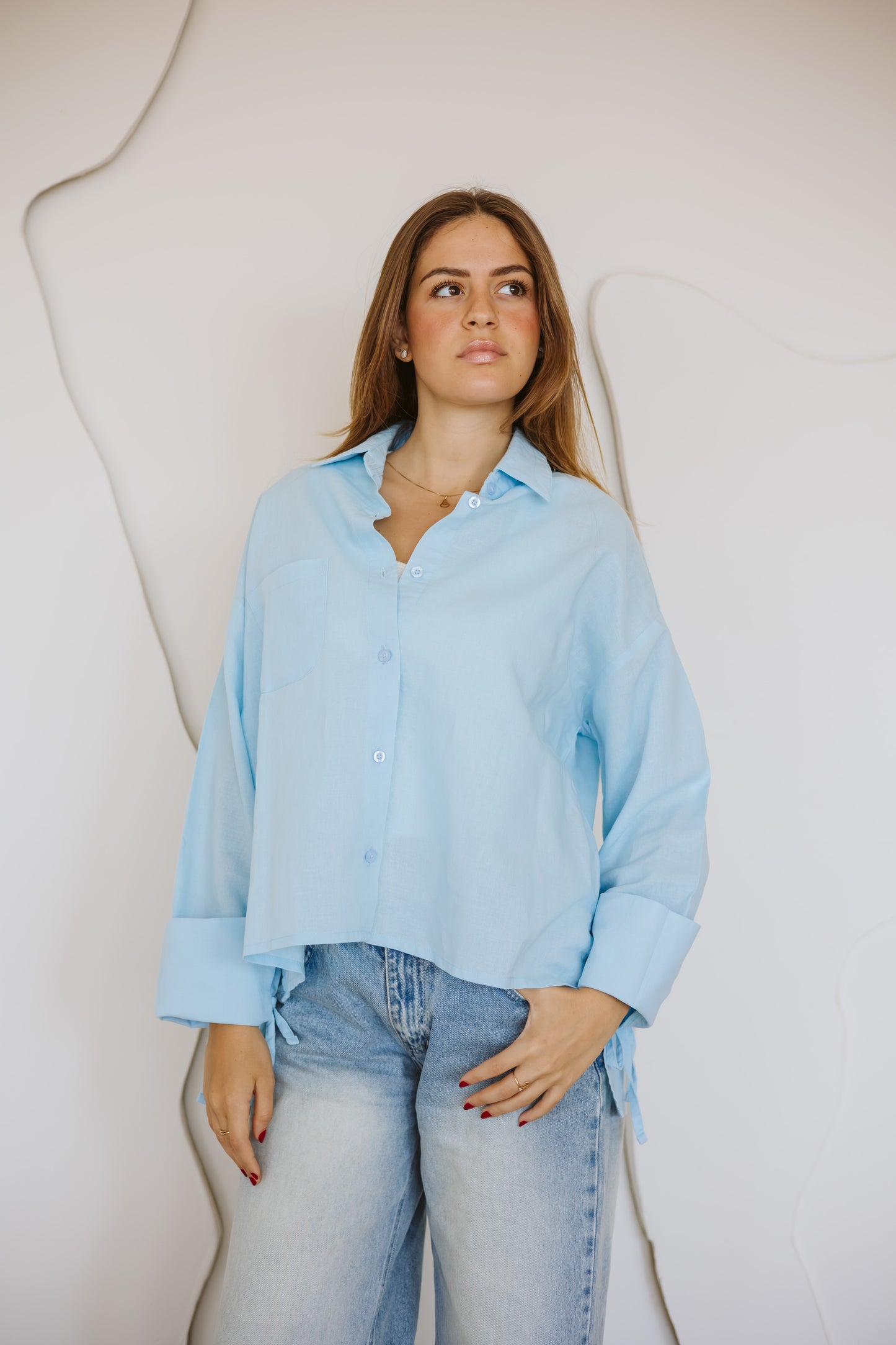Everyday linen shirt in light-blue