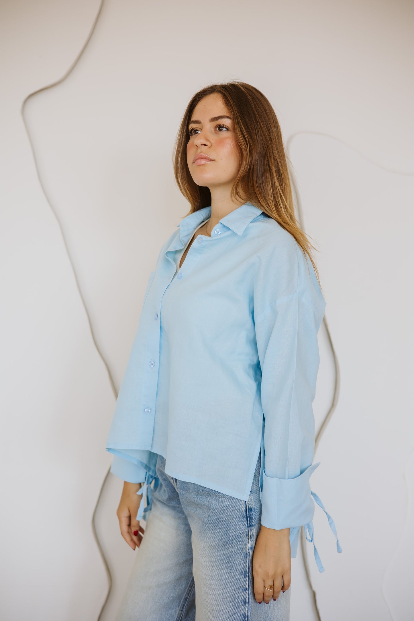 Everyday linen shirt in light-blue