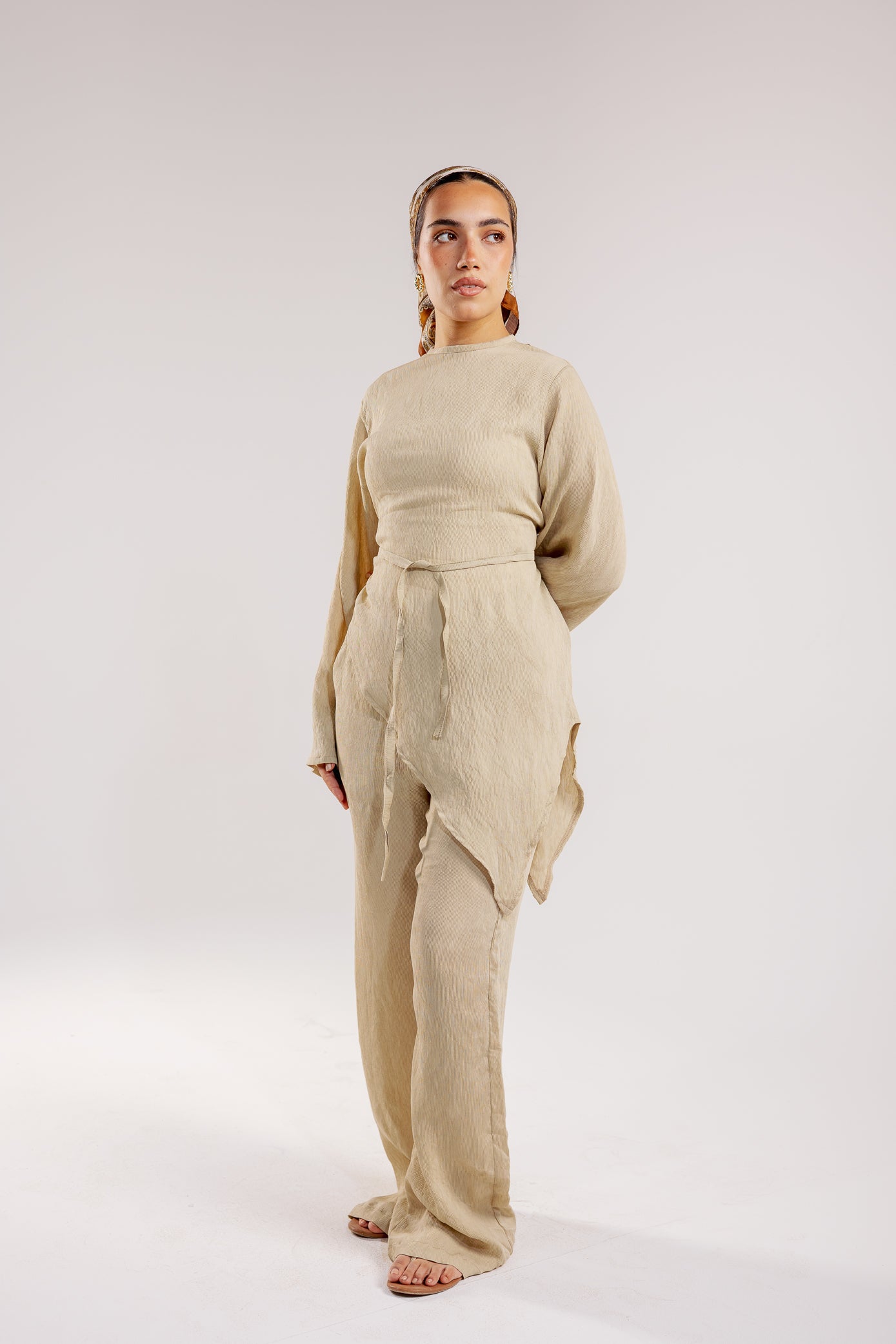 Eve set in beige