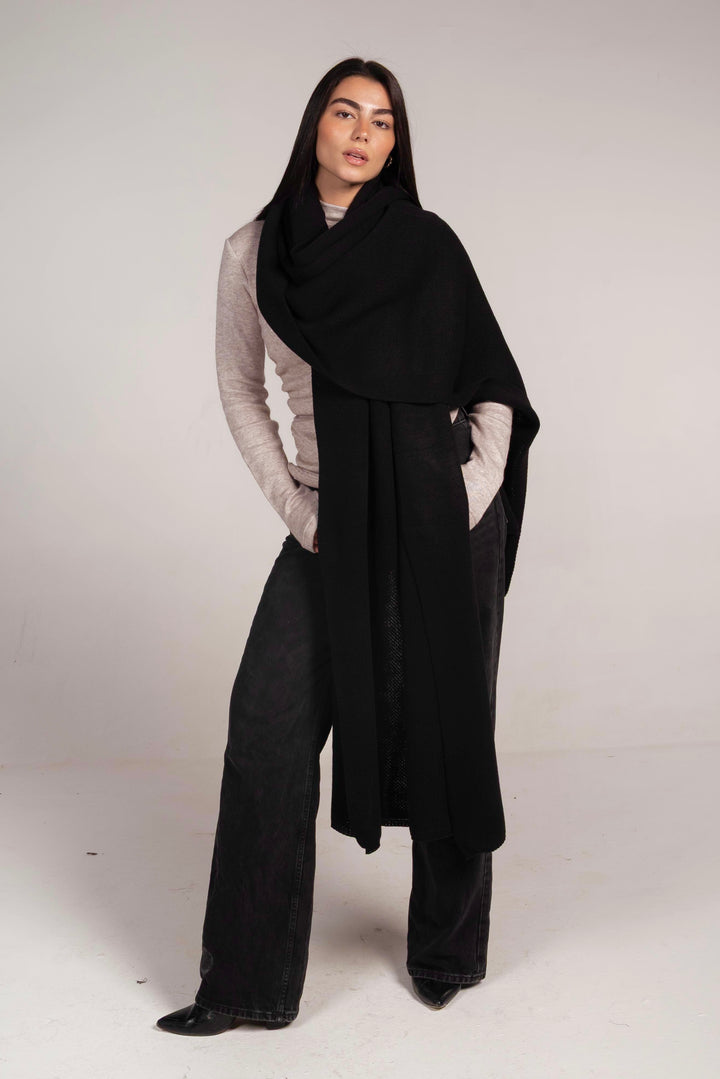 The Dreamy Shawl In Black