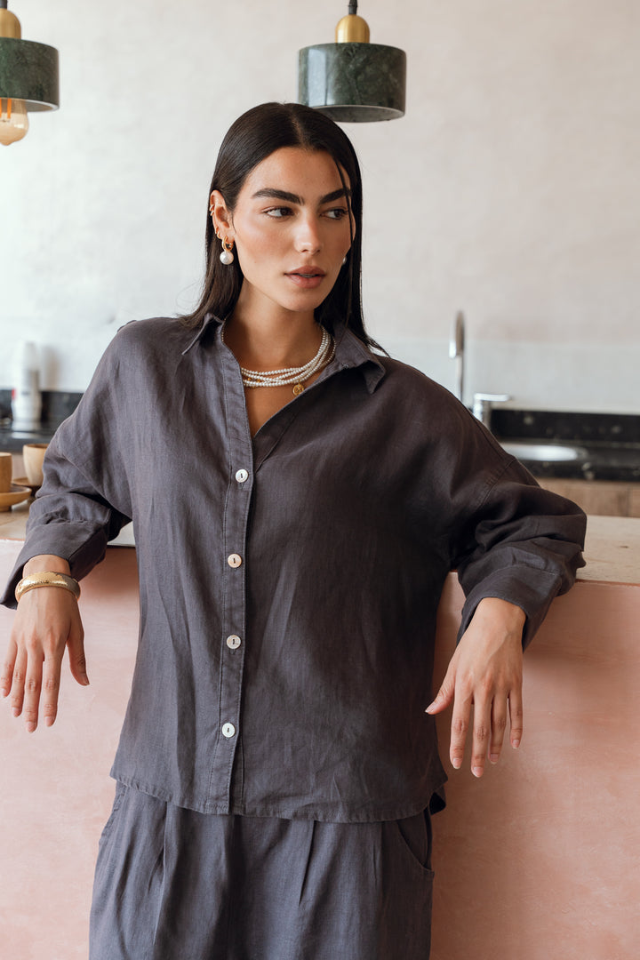 Loose Muse shirt in Grey
