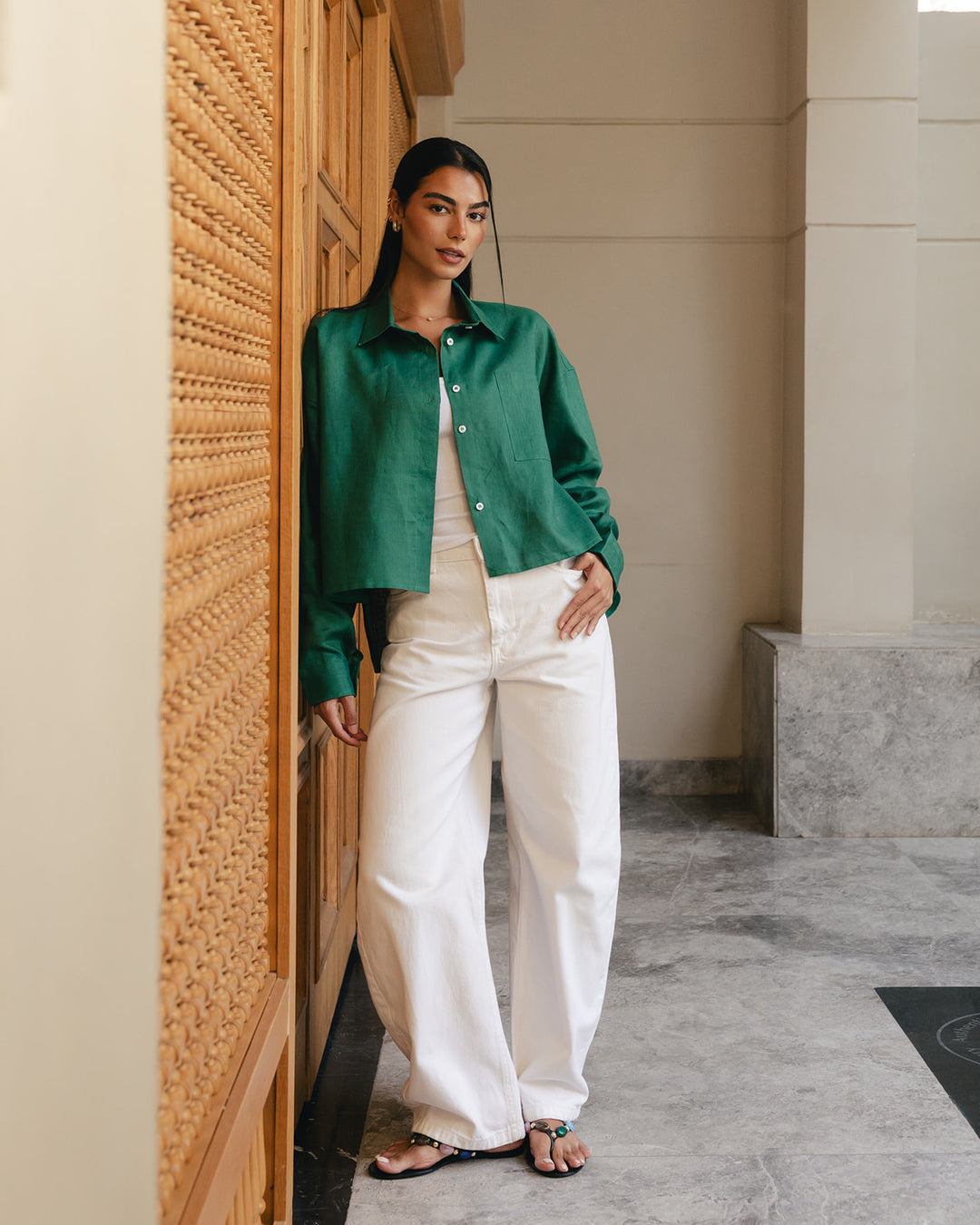 Hi-low hem linen shirt in green