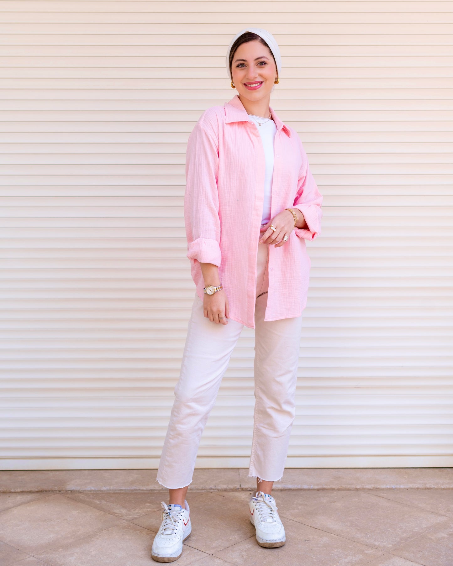 Fluffy shirt in bright pink