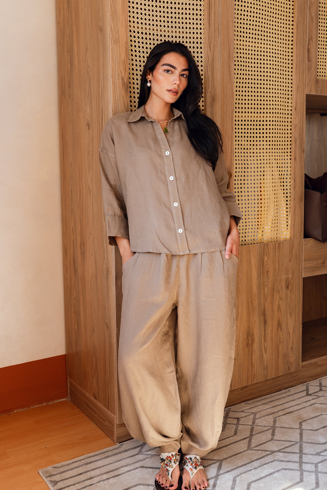 Loose muse shirt in greige