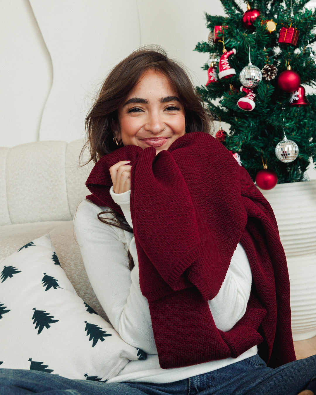 LIMITED EDITION Dreamy Shawl In Red