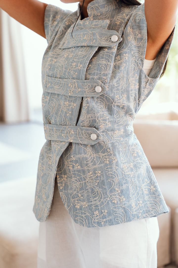 Daisy indigo vest