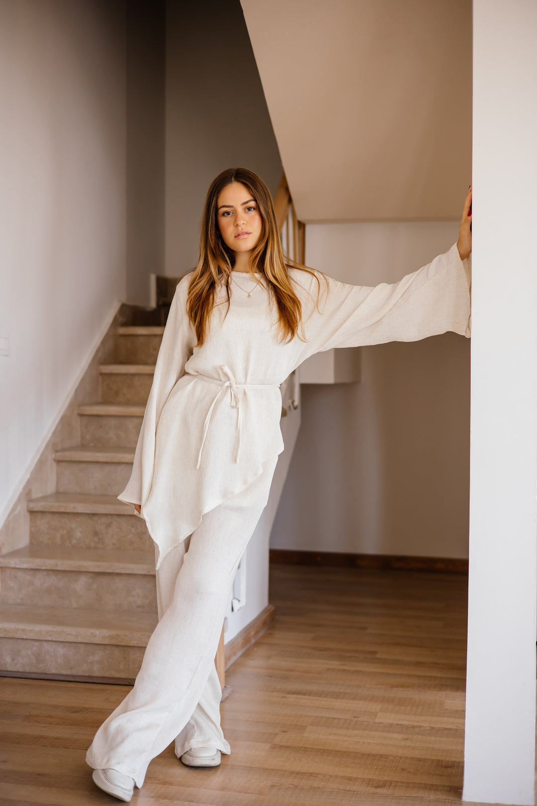 Eve set in soft-beige