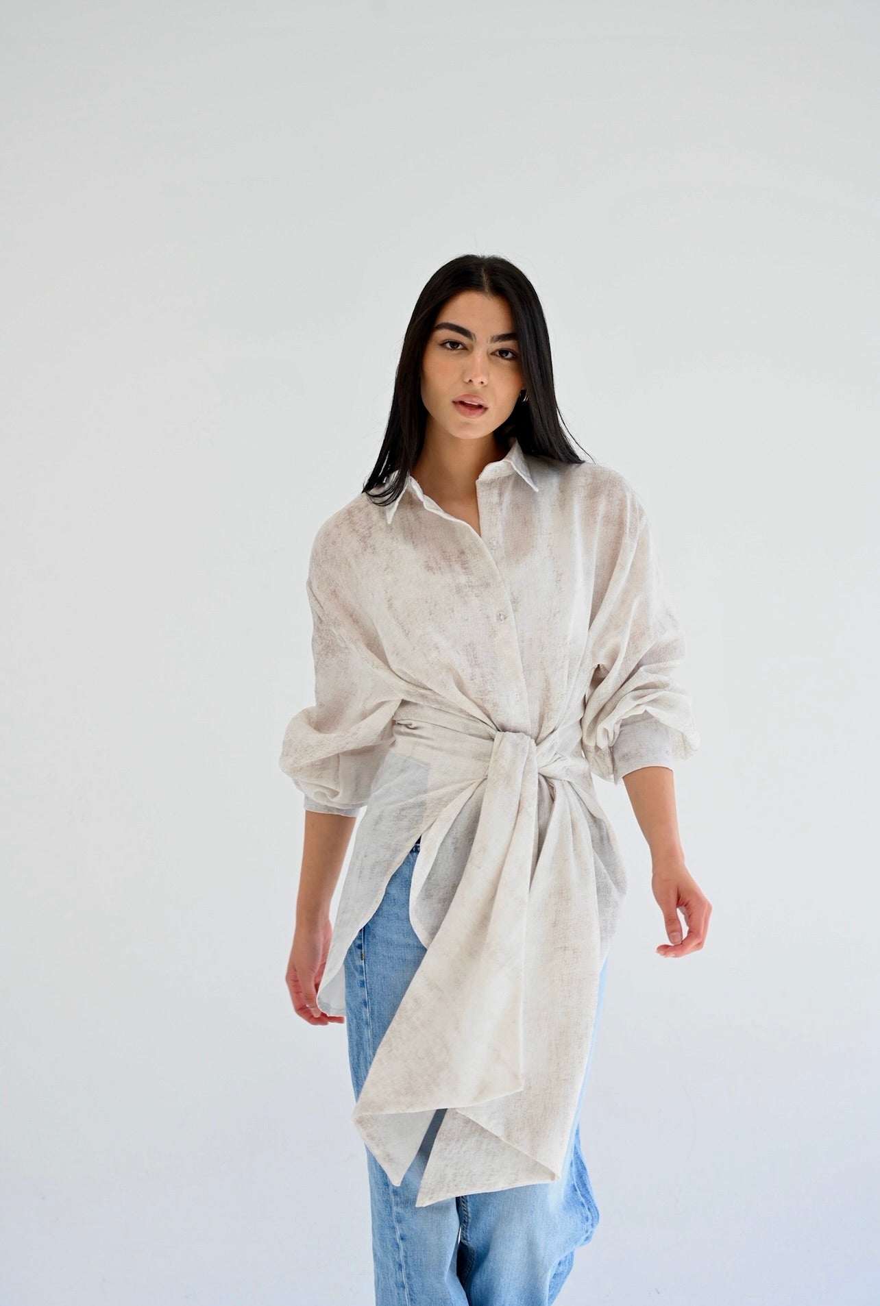 Sienna Tie Shirt in light beige