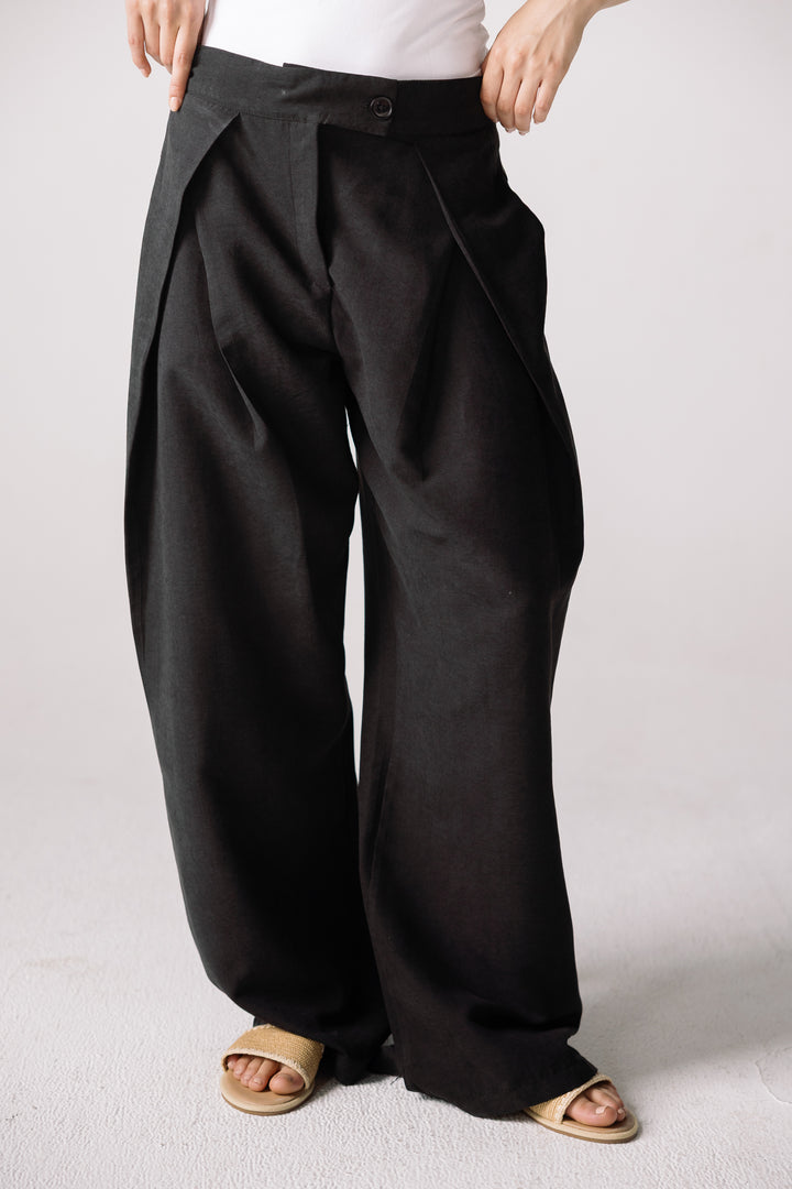 Cobra tailored pants in black