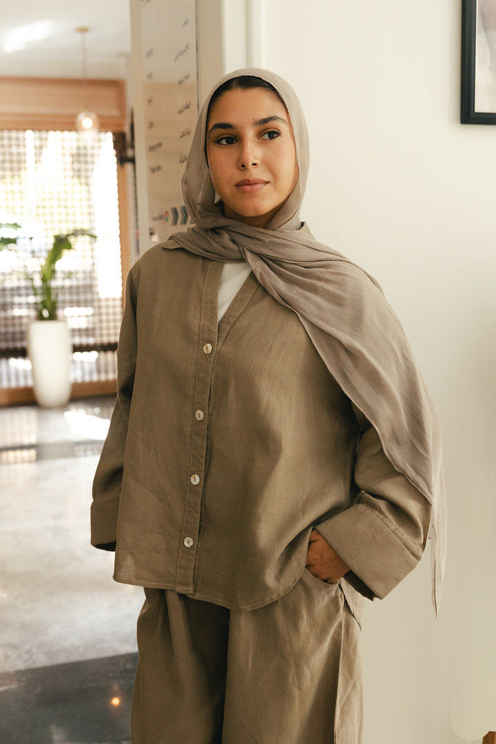 Loose muse shirt in greige