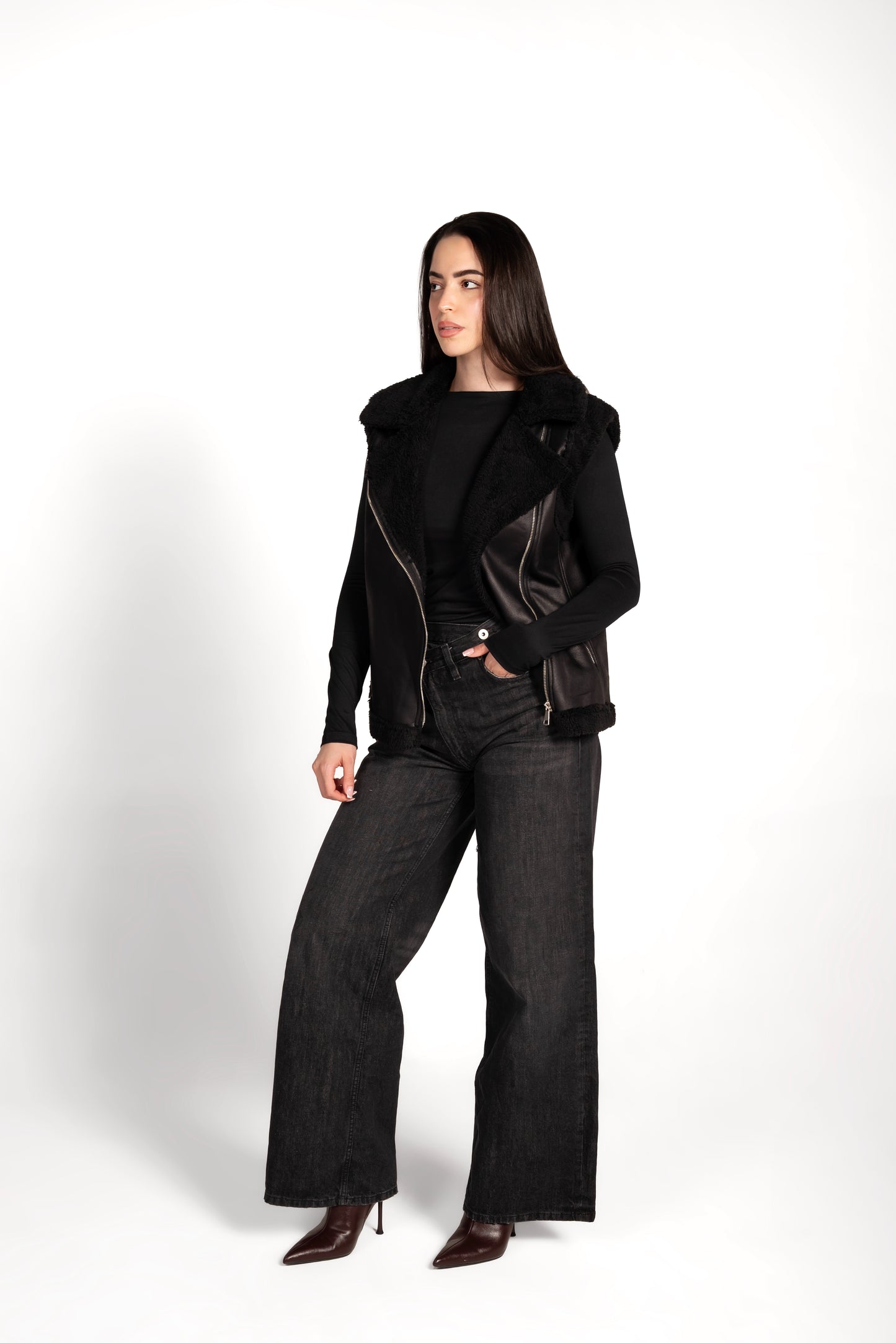 Faux Shearling Vest In Black