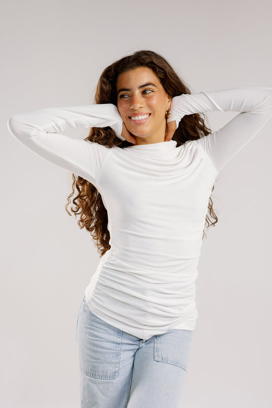 Draped top in off-white