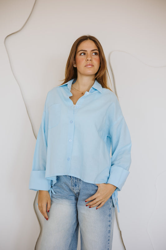 Everyday linen shirt in light-blue