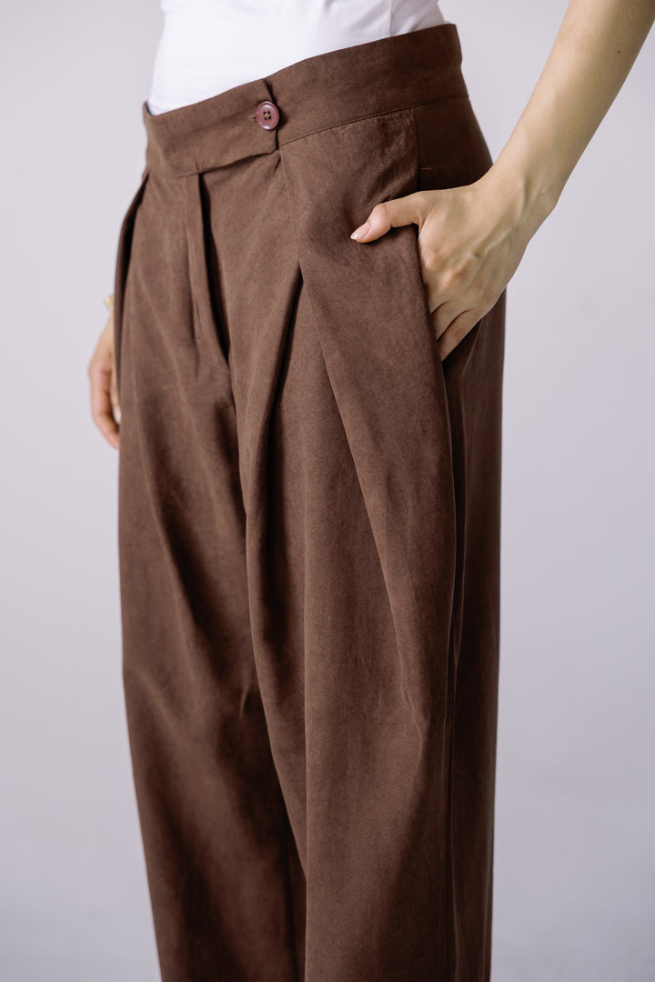 Cobra tailored pants in brown