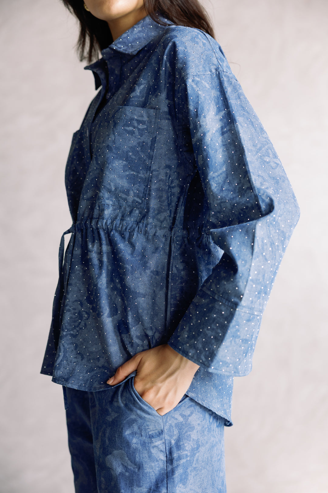Studded denim set in blue