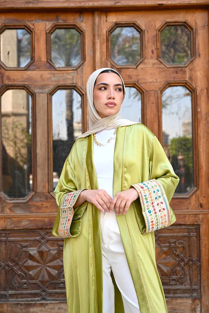 Layan abaya in pistach