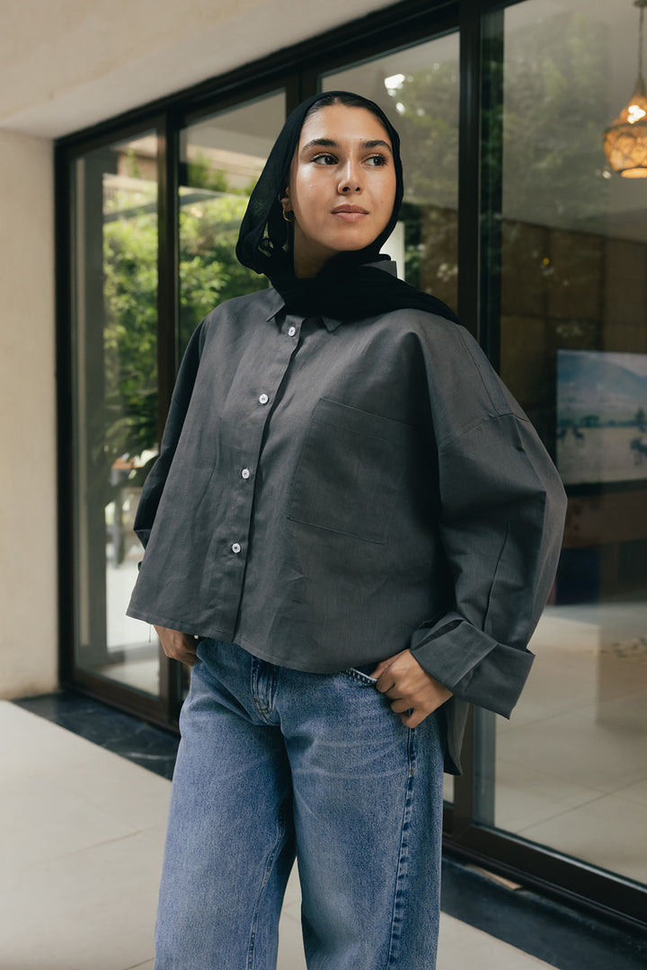 Hi-low hem linen shirt in grey