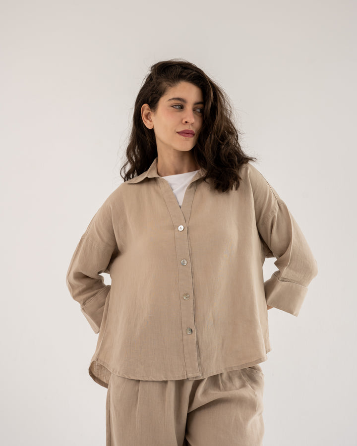 Loose Muse shirt In Beige