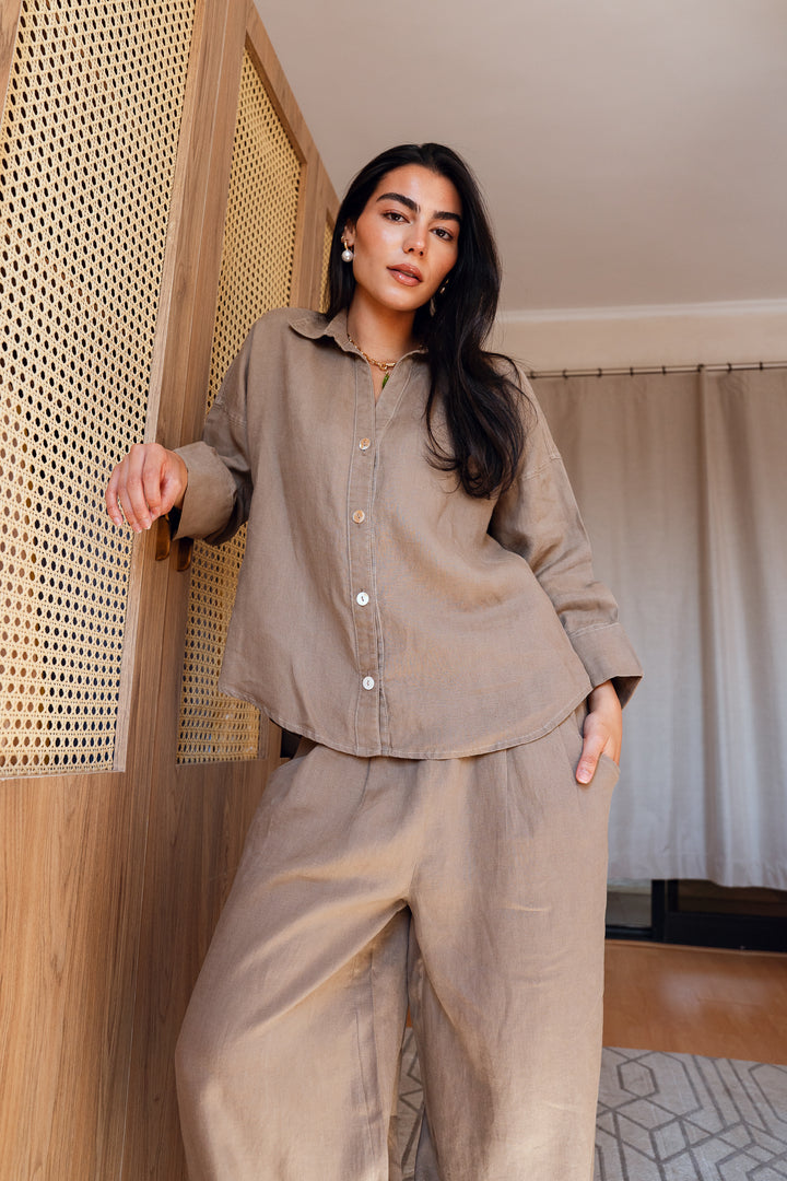 Loose muse shirt in greige