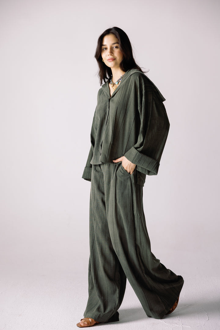 Sailor set in olive