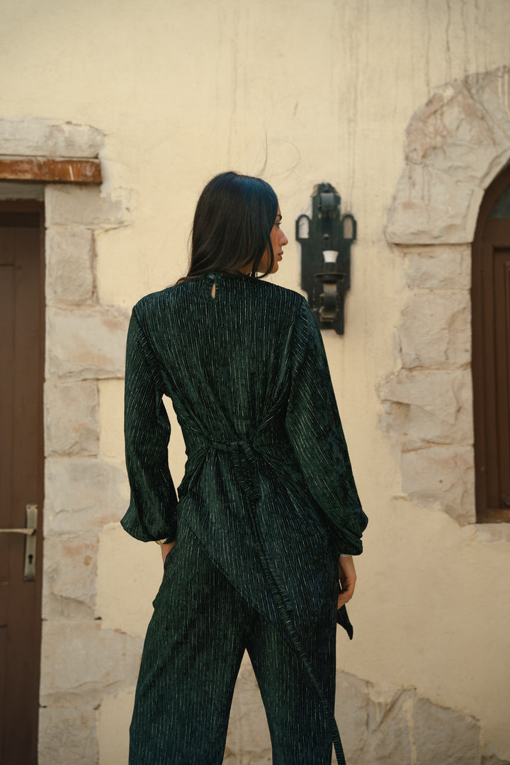 Star light set in green