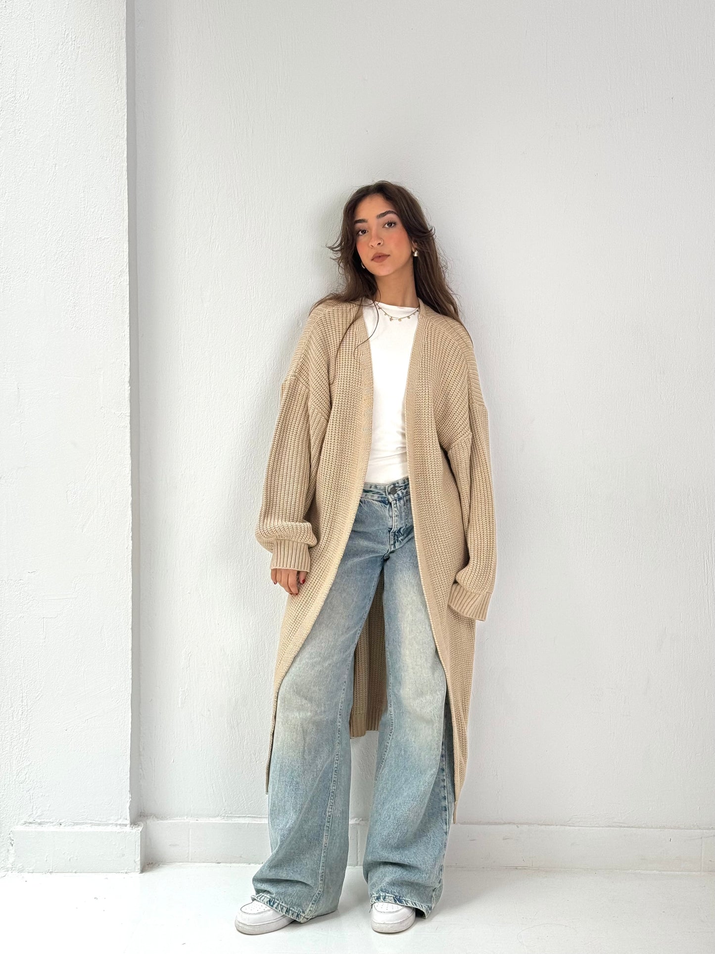 Knitted cardigan in beige