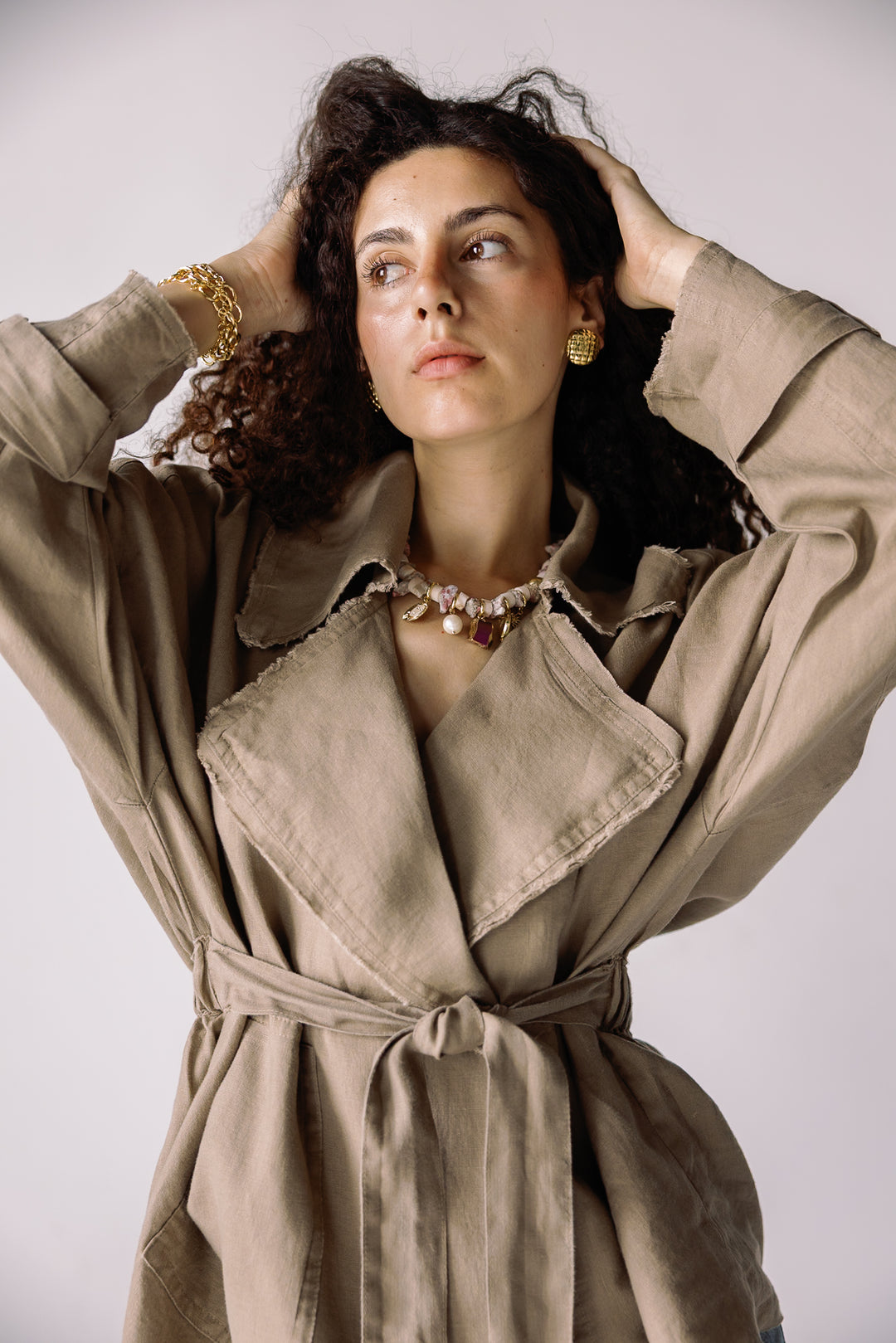 Raw linen cardigan in mocha