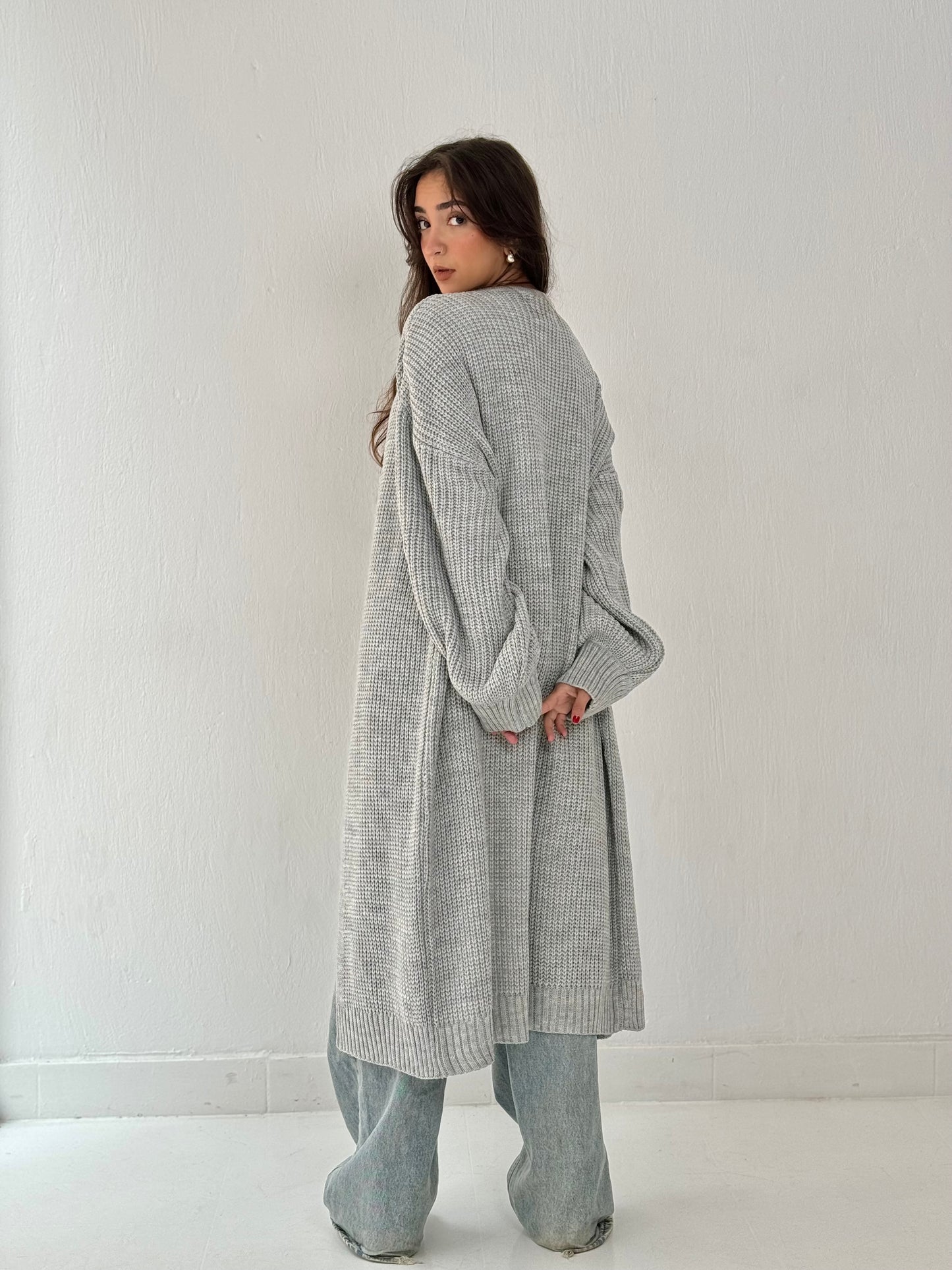 Light gray knitted cardigan