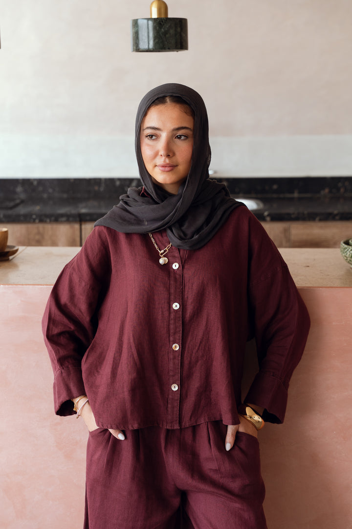 Loose muse shirt in burgundy