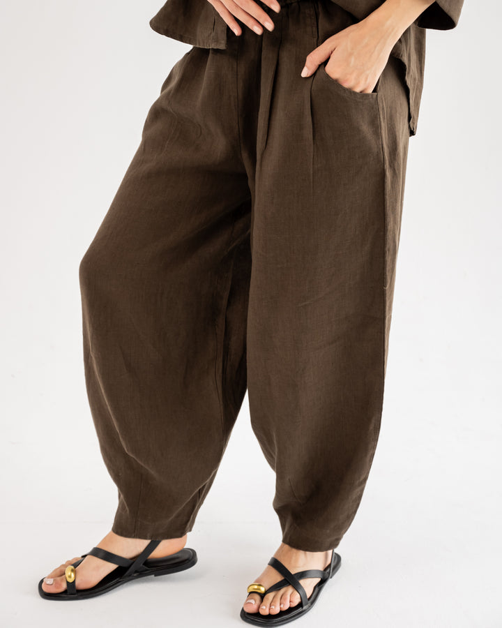 Ease Balloon Pants In Brown
