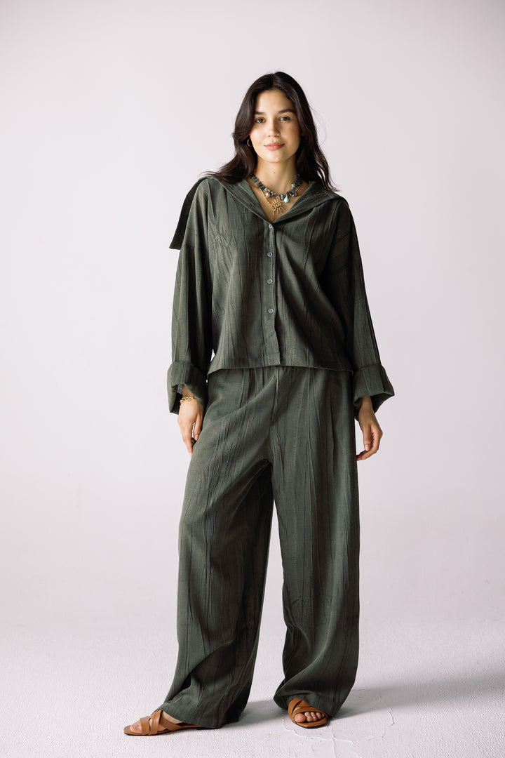 Sailor set in olive