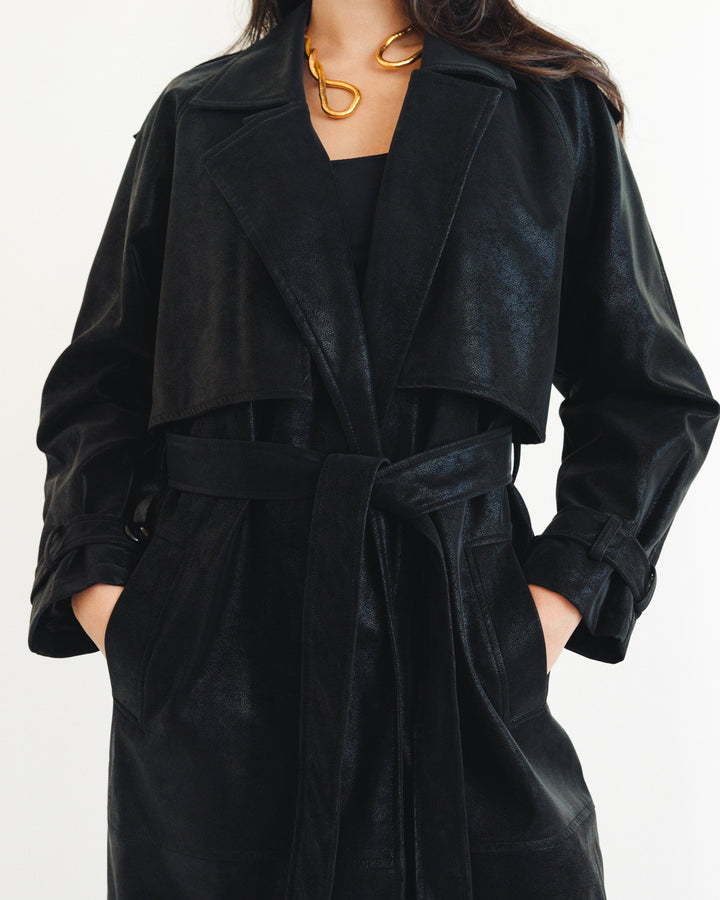 The Luxe Trench Coat In Black-sheen