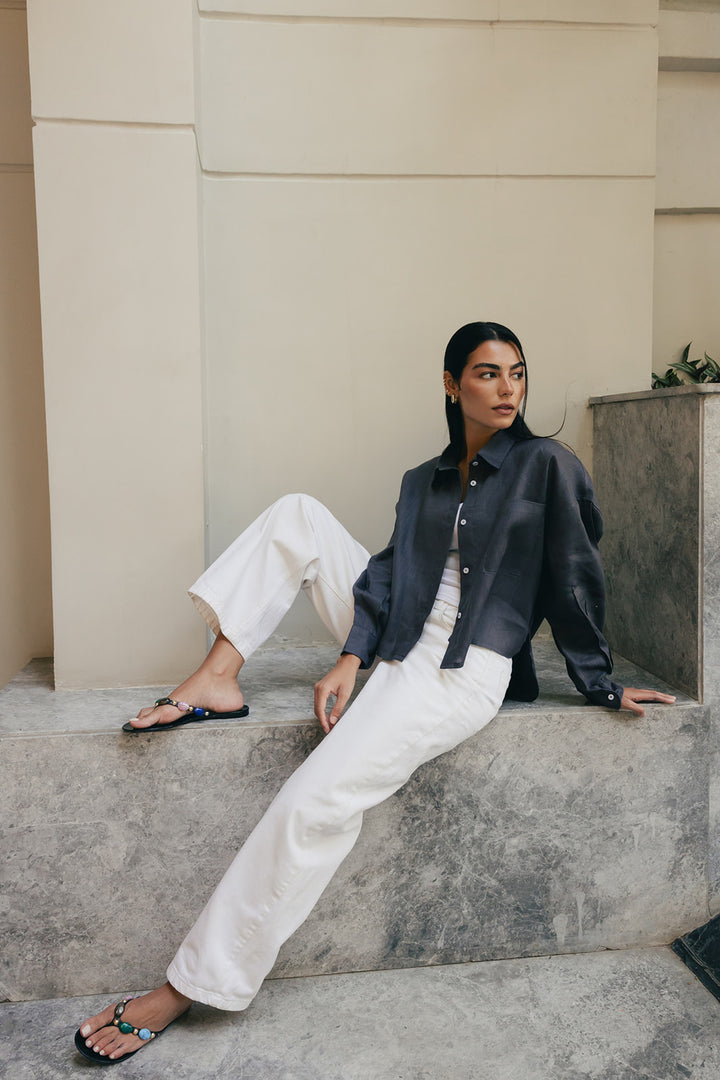 Hi-low hem linen shirt in dark-grey