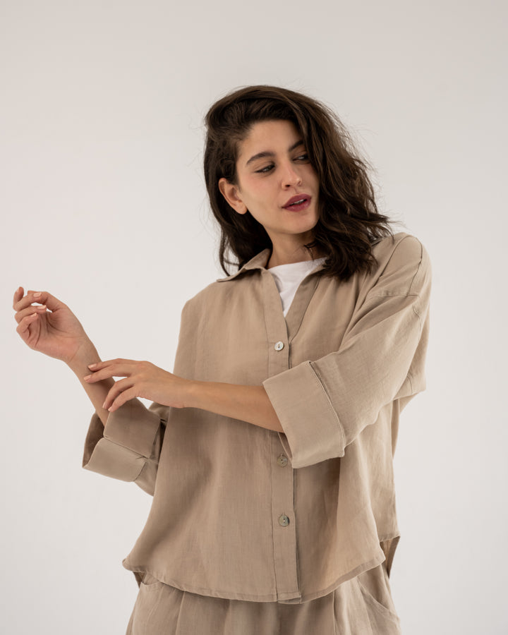 Loose Muse shirt In Beige
