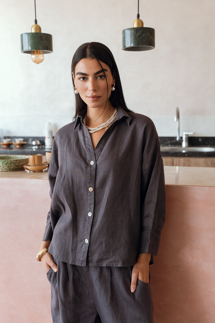 Loose Muse shirt in Grey