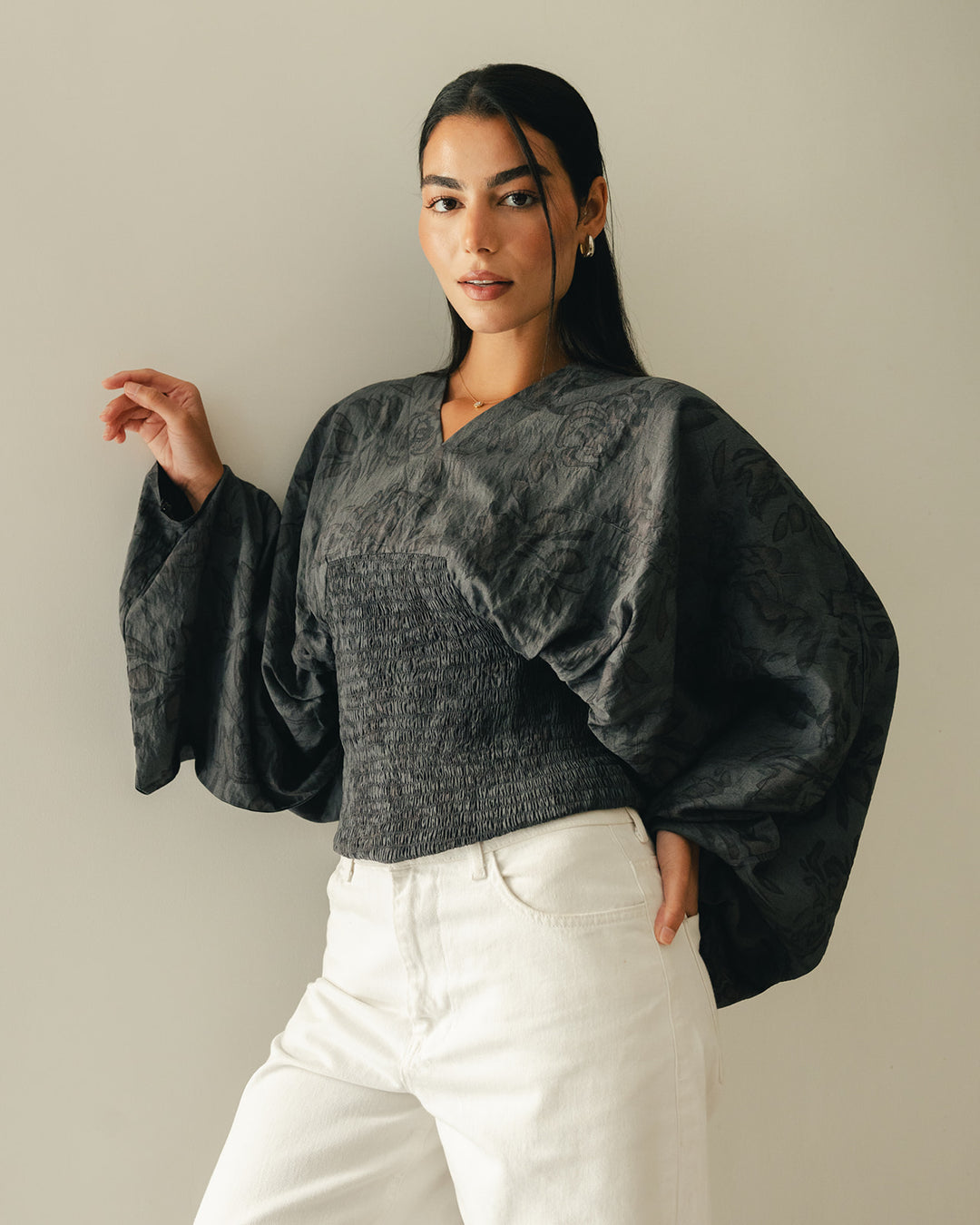 Alora Blouse in grey