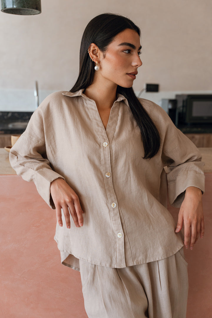 Loose Muse shirt In Beige
