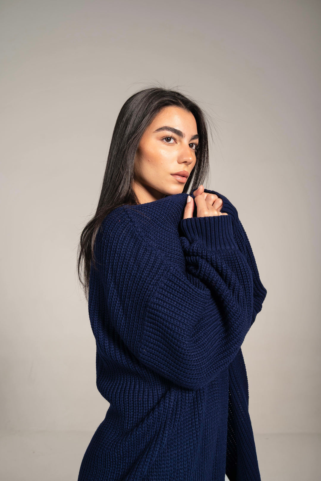 The Cozy Long Knit Cardigan in Navy-Blue