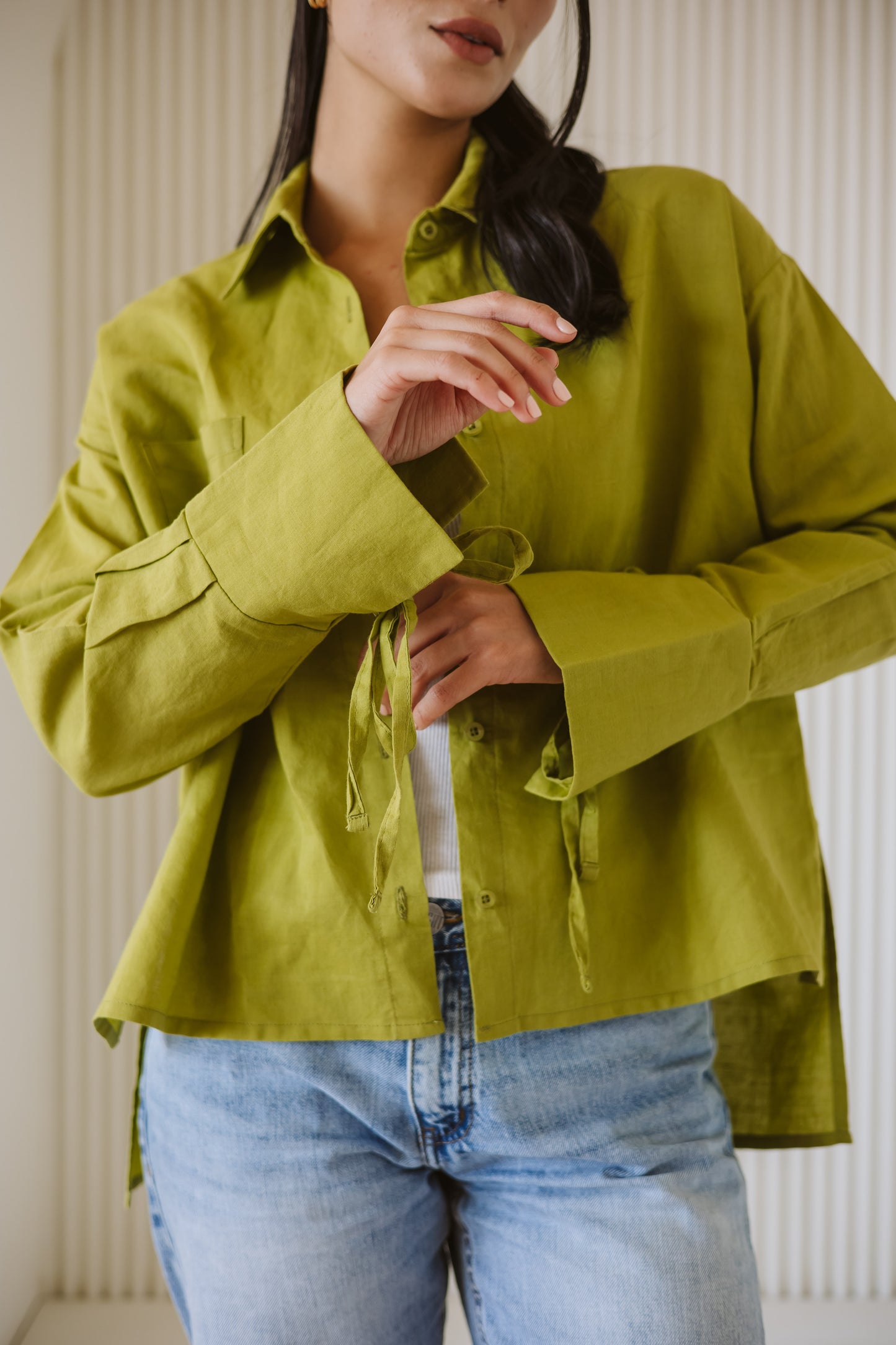 Everyday linen shirt in-lime green