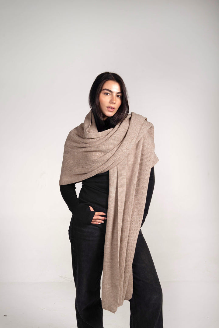 The Dreamy Shawl In Greige
