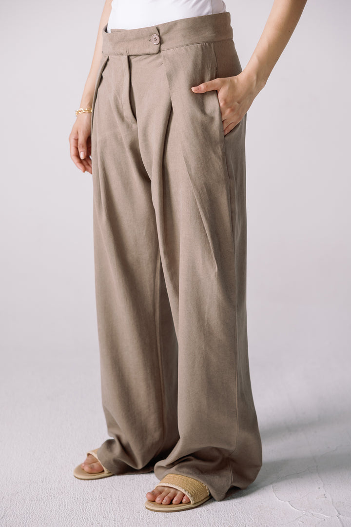 Cobra tailored pants in mocha