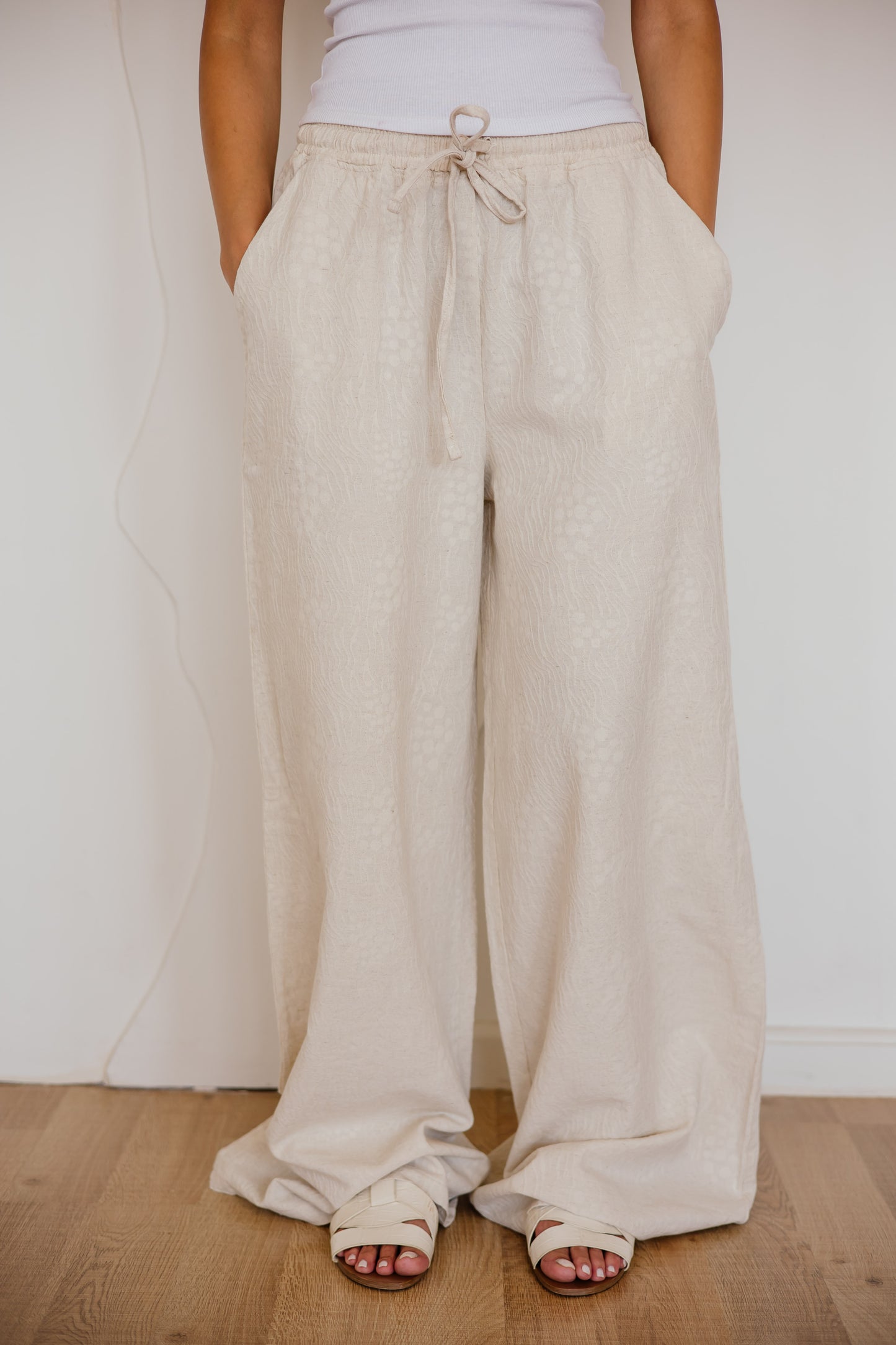 Threaded linen pants