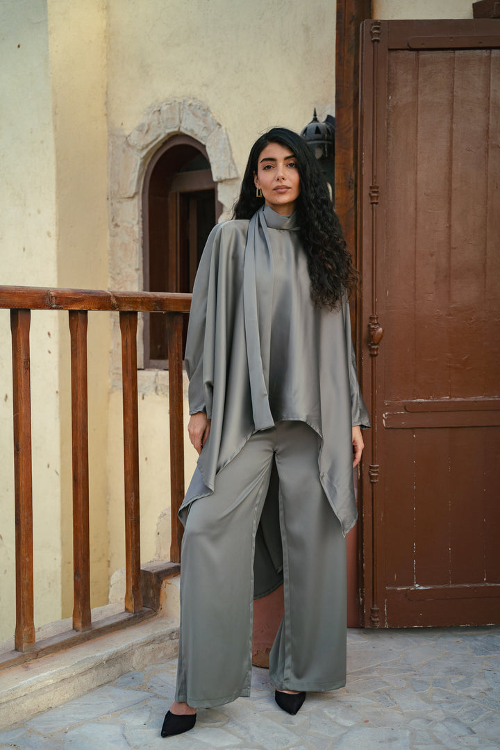 The Signature Tie Set In Olive